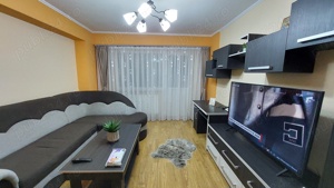 Vand apartament 2 camere ETAJ 3 mobilat utilat zona Piata Mioveni 65.000 Euro - imagine 3