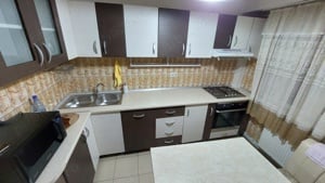 Vand apartament 2 camere ETAJ 3 mobilat utilat zona Piata Mioveni 65.000 Euro - imagine 5