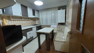 Vand apartament 2 camere ETAJ 3 mobilat utilat zona Piata Mioveni 65.000 Euro - imagine 6