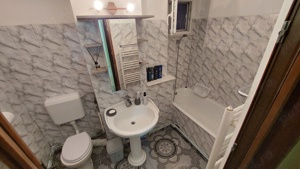 Vand apartament 2 camere ETAJ 3 mobilat utilat zona Piata Mioveni 65.000 Euro - imagine 10