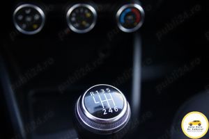 Dacia Duster 1.5 dci 115CP senzori, sc. incalz, pilot - imagine 19