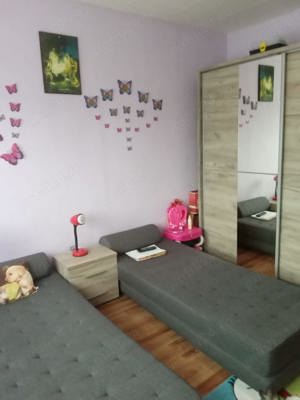 vand apartament 2 camere - imagine 5