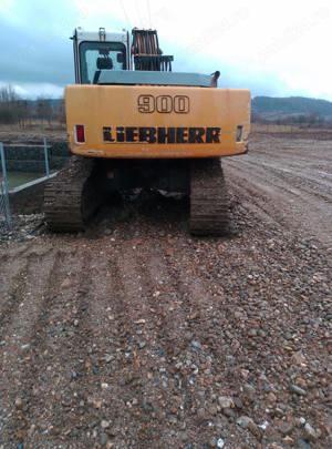 Excavator Liebher - imagine 3 Excavator Liebher - imagine 3