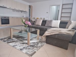 Închiriez Apartament 