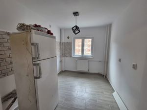 Apartament cu 3 camere - Teiul Doamnei - imagine 10