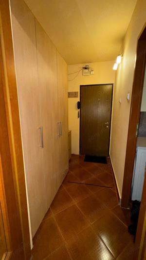 Inchiriez apartament cu 1 camera, zona Buziasului, etaj 4, centrala proprie - imagine 8