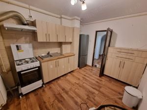 Închiriez apartament 3 camere zona Prundu - imagine 3