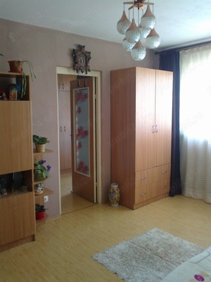 Apartament 2 camere Cosminele - imagine 3