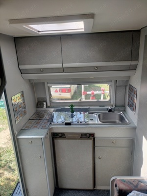 Rulota Beyerland Vitesse 460 1997 cu 2 spatii de dormit separate - imagine 2