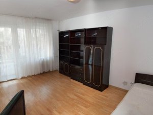  Tineretului, vis   a- vis de Park, Apartament 3 camere. - imagine 2