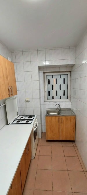 Închiriez apt. 2 camere Sala Palatului-Calea Victoriei, ultracentral, potrivit Locuință, Birou, Mixt - imagine 8