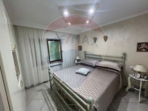 Apartament cu 4 camere de vânzare în zona Exterior Est - imagine 4