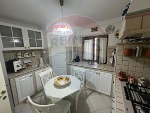 Apartament cu 4 camere de vânzare în zona Exterior Est - imagine 13