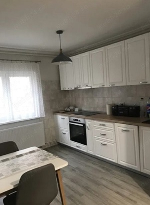 in centru pe Bulevardul Decebal ofer chirie Apartament 2 camere  - imagine 6