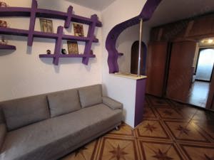 Apartament 2 camere, etaj 1, recent renovat si izolat, zona Spital 700 - imagine 4