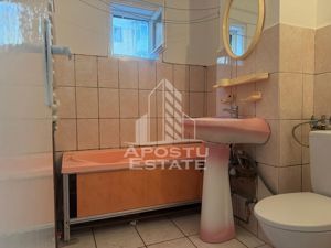 Apartament cu 2 camere , spatios , zona Dambovita - imagine 5