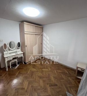 Apartament cu 3 camere, centrala proprie, zona Bucovina - imagine 4