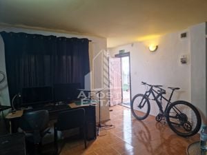 Casa individuala cu 4 apartamente si curte ,257 mpu ,zona Romanilor - imagine 19