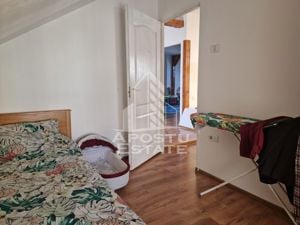 Casa individuala cu 4 apartamente si curte ,257 mpu ,zona Romanilor - imagine 13