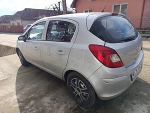 Opel Corsa 1.2 - imagine 3