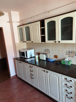 Proprietar vand apartament 3 camere, Resita, central, str Libertatii - imagine 7