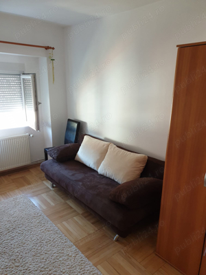 Proprietar inchiriez apartament 3 camere Resita central, Str Libertatii Bl B5 - imagine 5