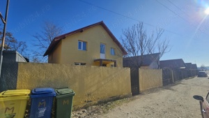 Casa familiei tale P+M 5 camere Craiova  - imagine 2