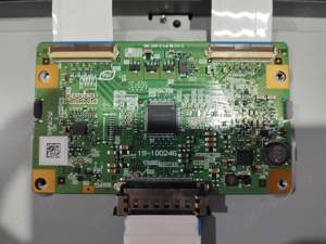 panel display vvx32f109g00+tcon 19-100246 de pe tv LG 32lk430 - imagine 2