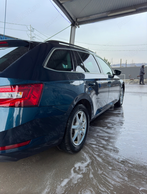 Skoda Superb Combi 2.0TDI 2 km !! - imagine 5