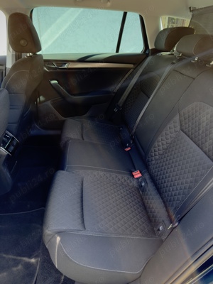 Skoda Superb Combi 2.0TDI 2 km !! - imagine 9