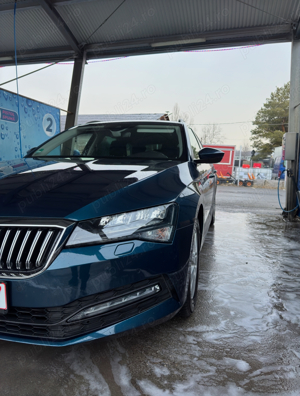 Skoda Superb Combi 2.0TDI 2 km !!