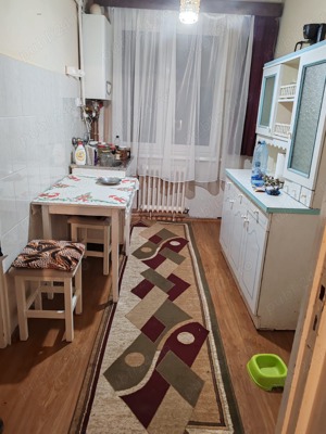 Vând apartament în Cugir - imagine 4