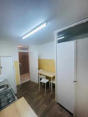 2 cam etaj 2 renovat mobilat Sala Olimpia Complex Studentesc - imagine 7