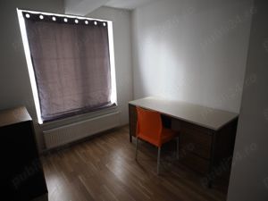 Inchiriez apartament la mansarda , giroc zona um , 4 camere - imagine 6