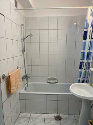 vând apartament 3 camere decomandat ultracentral medicina prefectura etaj 2 2 cu demisol si pod mare - imagine 8