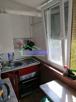 Apartament 3 camere de vanzare zona Abator, CENTRALA GAZ - imagine 2