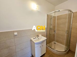 Apartament in bloc nou, 3 camere, 2 bai + mansarda + boxa + parcare - imagine 9