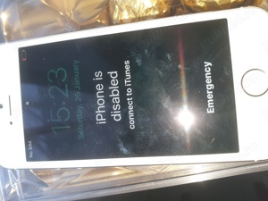 Iphone 5s alb complect Se vinde pt ecran și alte piese  Mai multe detalii in privat