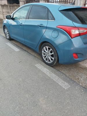 Vand Hyundai i30 1.6 - imagine 2