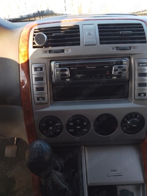 Vând autoturism Kia Carnival  - imagine 5