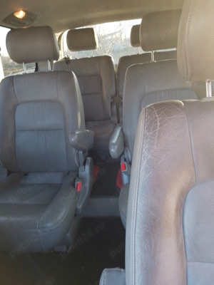 Vând autoturism Kia Carnival  - imagine 7