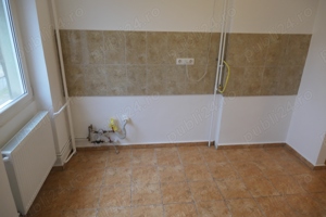 Apartament 2 camere, central - Podgoria, et. 3 - imagine 5