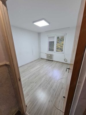 Apartament 3 camere Titan,Piata Minis