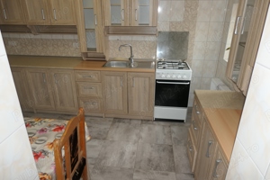 Apartament 2 camere la casă cu încălzire proprie, central - Podgoria, parter înalt - imagine 4