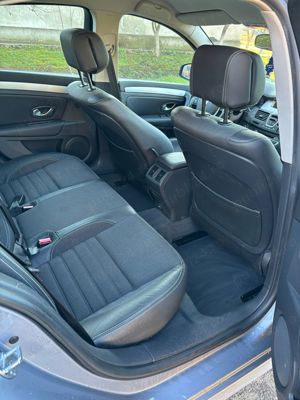 Vand Renault Laguna 1.5 dci an 2009 - carte service - imagine 6