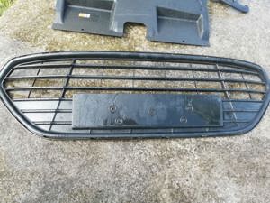grile Ford Mondeo mk4  - imagine 2