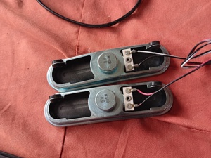 set 2 difuzoare 8ohm 10w de pe tv Starlight 32dm6500 - imagine 2