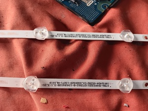 set 2 barete led de pe tv Starlight 32dm6500 - imagine 2