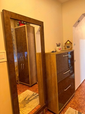 Apartament cu trei camere de vânzare  - imagine 2