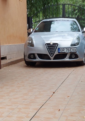 Vand-Schimb Alfa Romeo giulietta 2.0 automată din 2015 - imagine 1